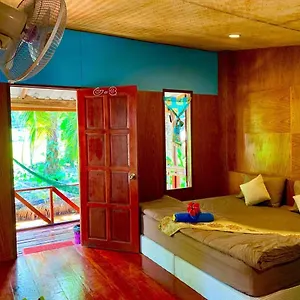 Lantacoconutgardenbungalow Séjour chez l'habitant